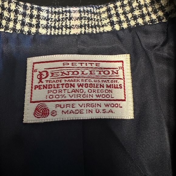 Pendleton Vintage Women’s Blazer/ 6 Petite/ black, cream, & pink plaid - Picture 10 of 13